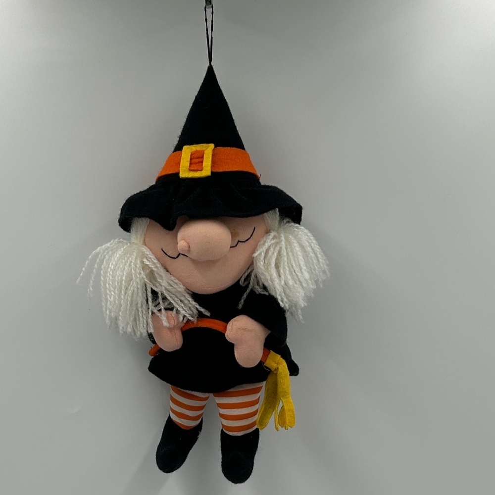 Vintage 80s R. Dakin Halloween Witch Plush Willamina Stuffed Toy Hanging